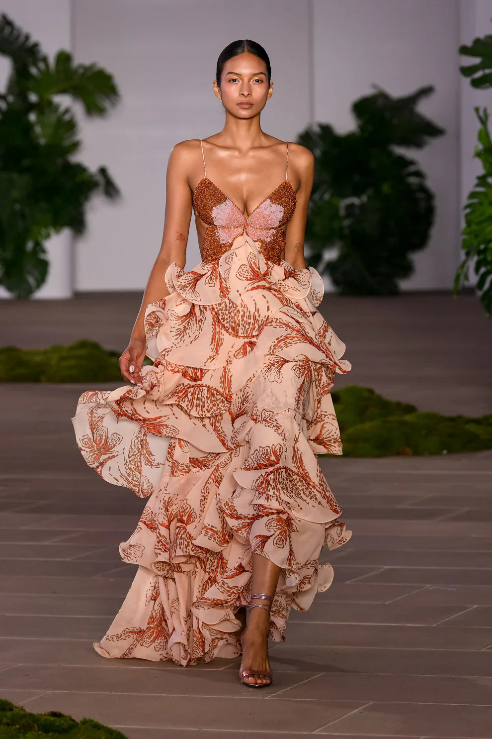 ANNA | Vestido mariposa de largo